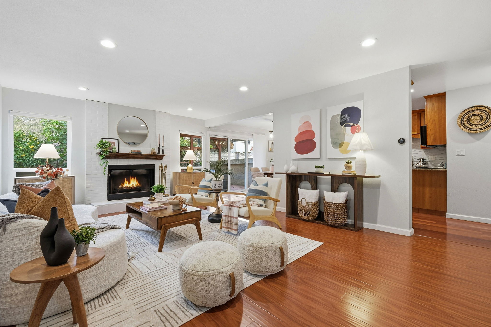 007_F8_2327 Royal Ann Dr