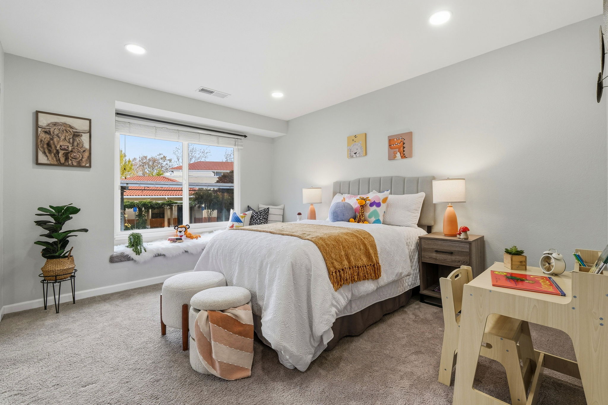 018_F8_2327 Royal Ann Dr