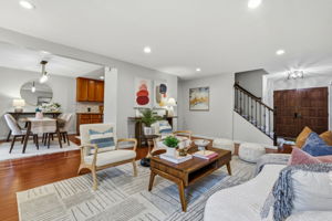 005_F8_2327 Royal Ann Dr