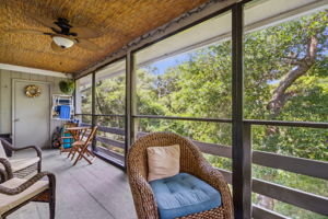 Screened-in Porch