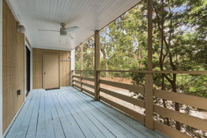 Screened-in Porch