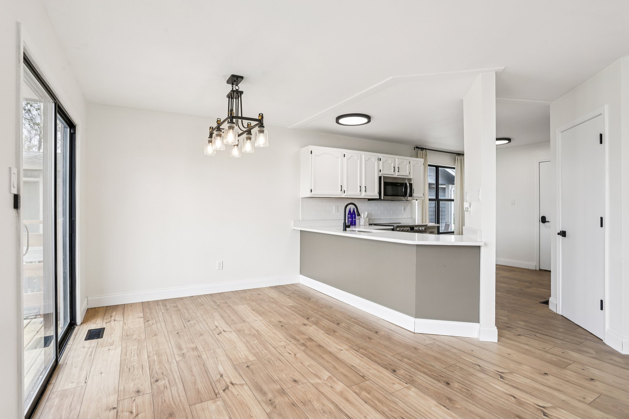 Hunters Crest Dr-S2403-010.jpg