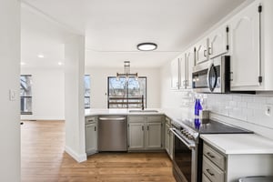 Hunters Crest Dr-S2403-012.jpg