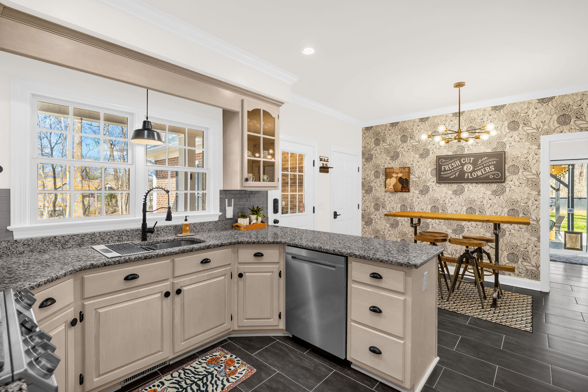 2329 Millbrook Dr-19