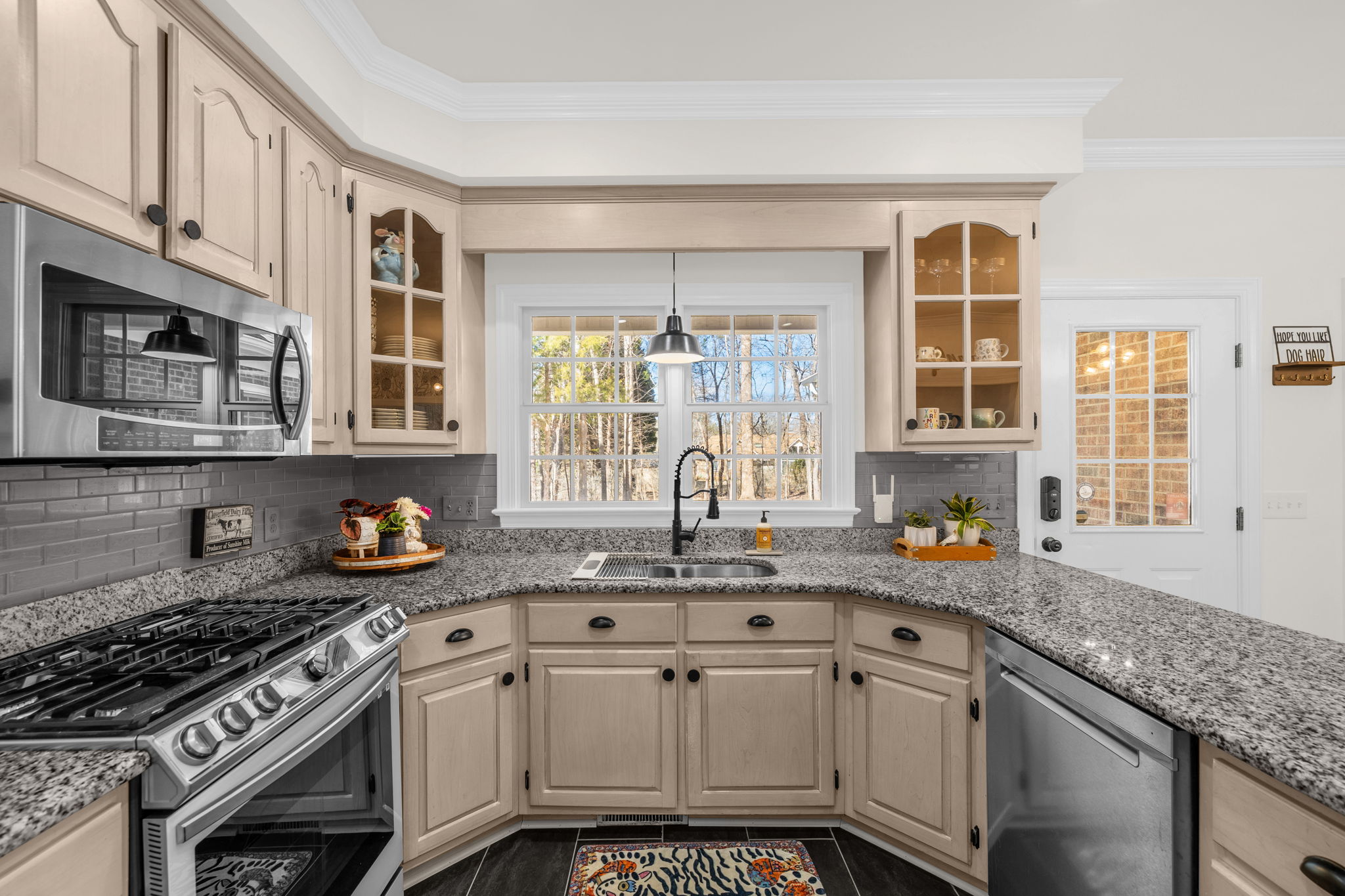 2329 Millbrook Dr-20