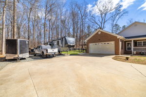 2329 Millbrook Dr-38