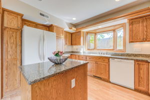 6 Kitchen
