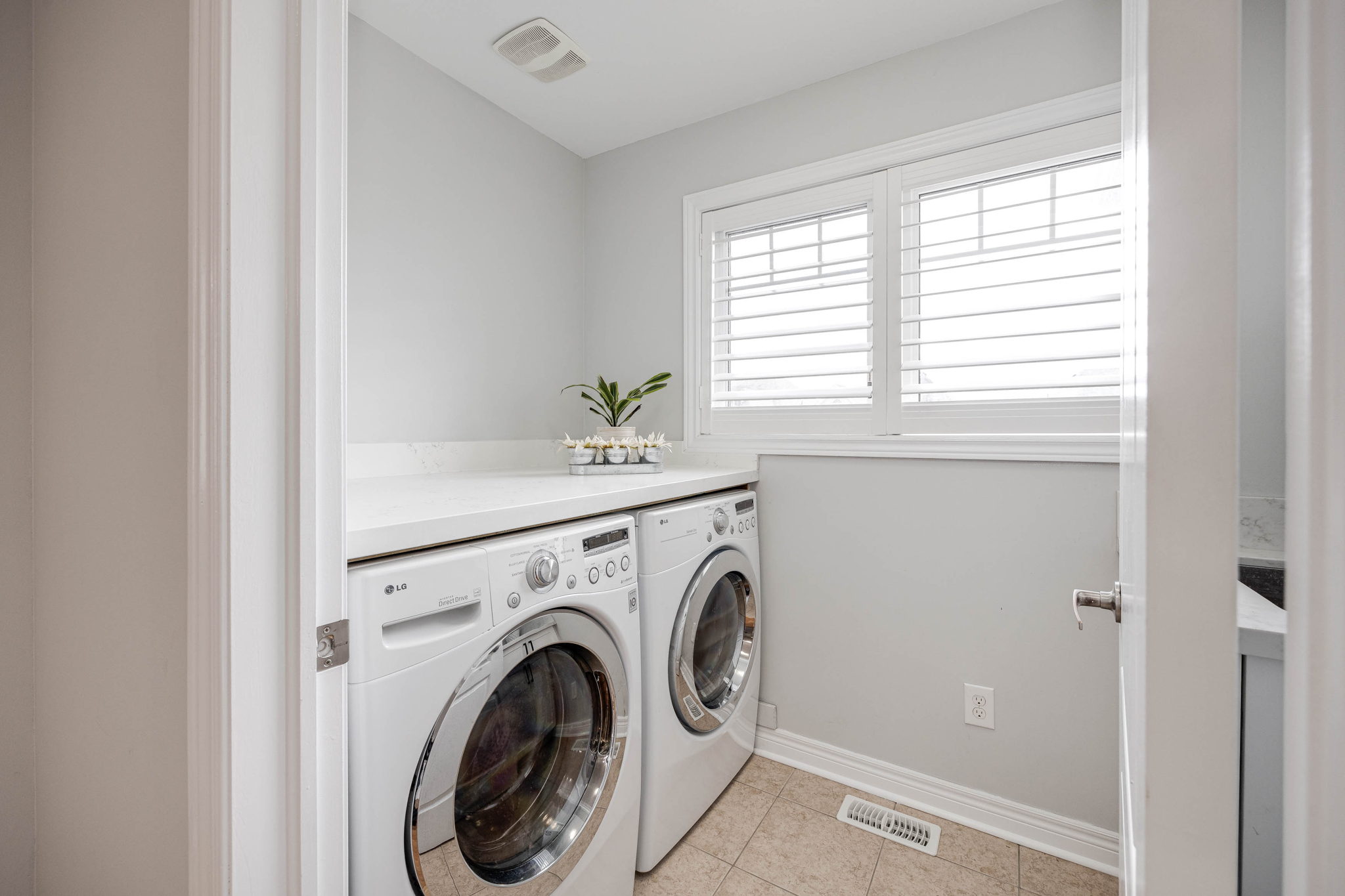 Newmarket property showcase — delivered property photograph 34