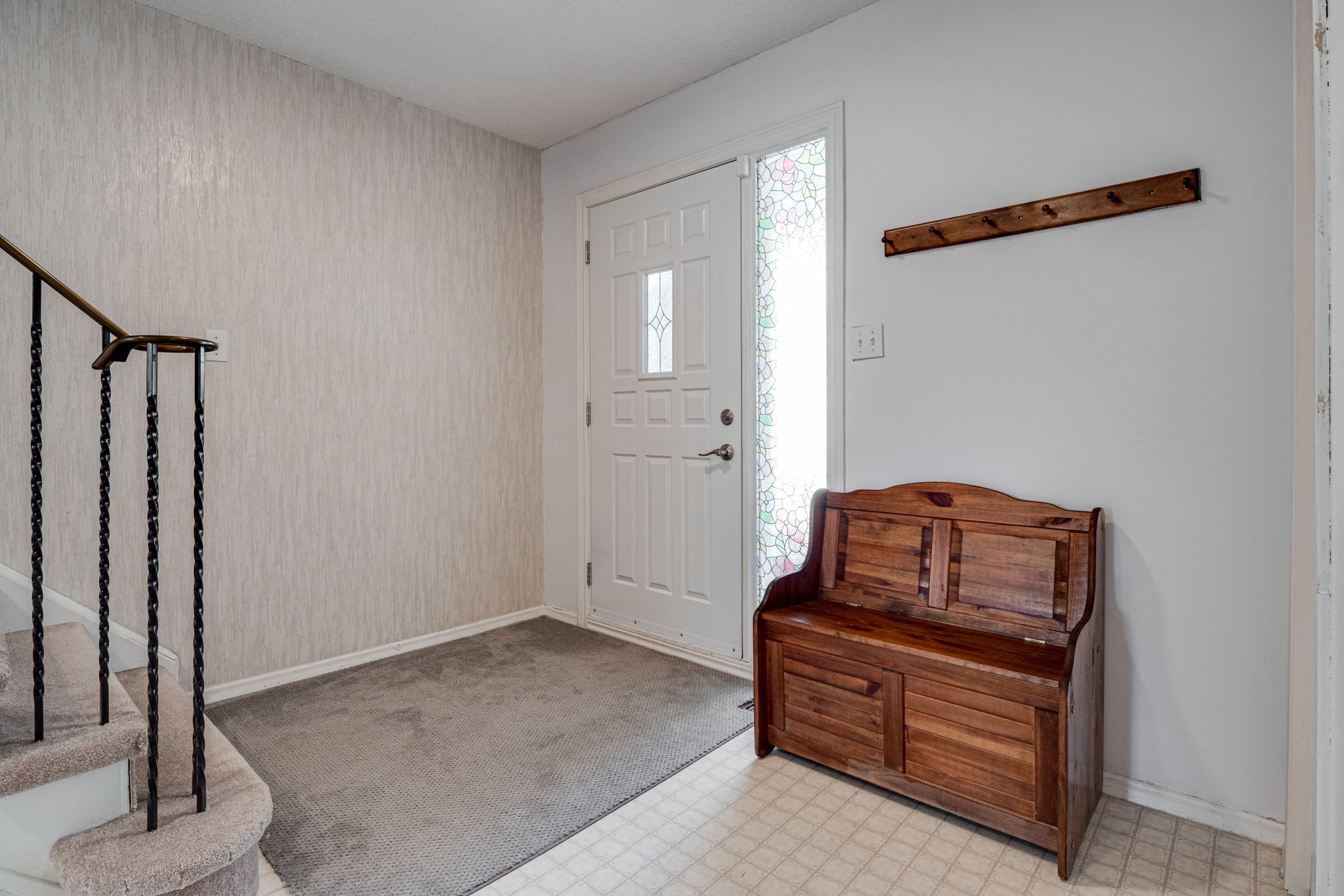 233 Northminster Ct Oshawa, ON L1G 7M6