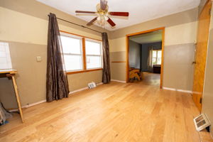  Photo 23