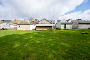  Photo 48