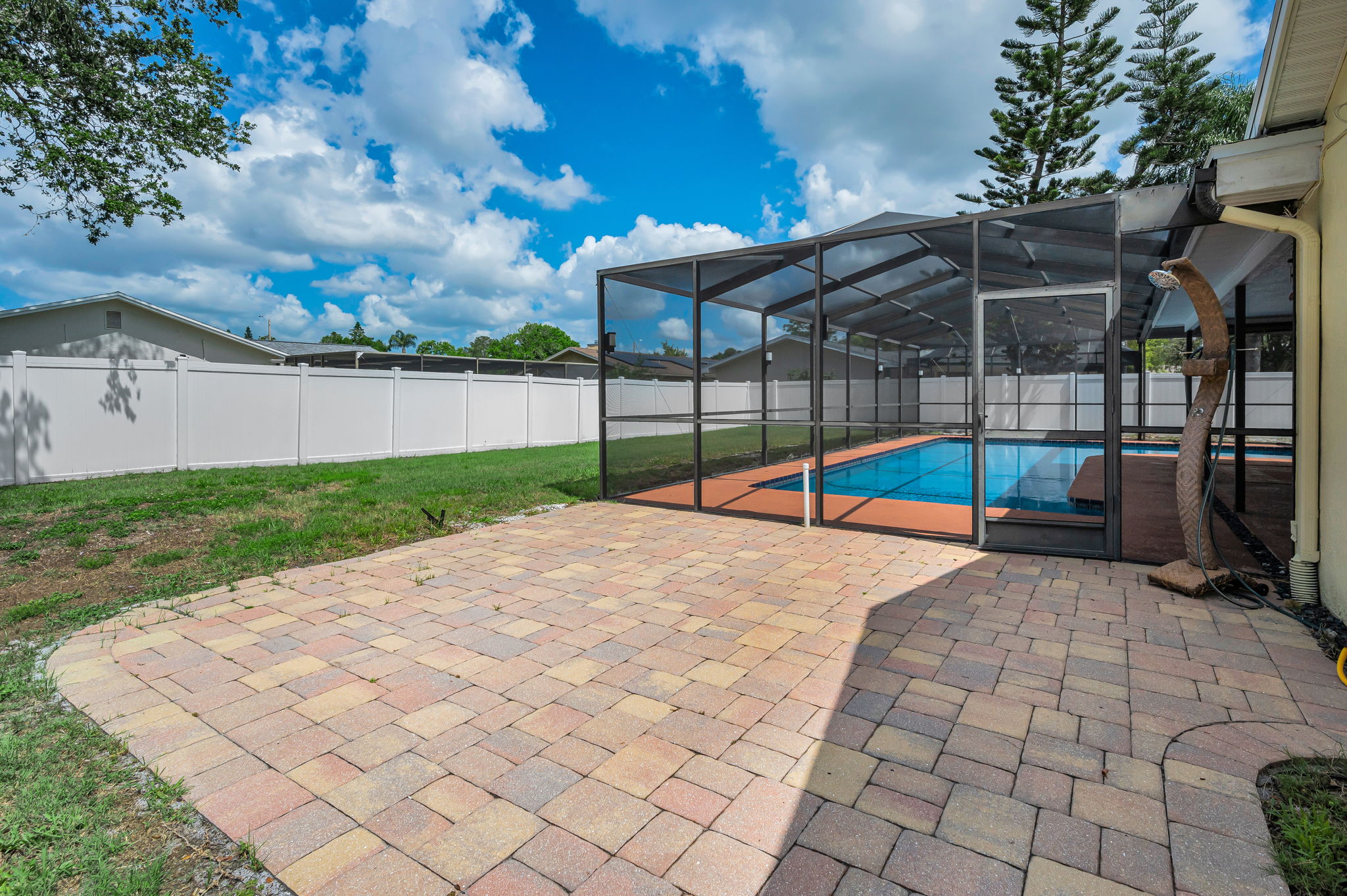 Rear Patio2