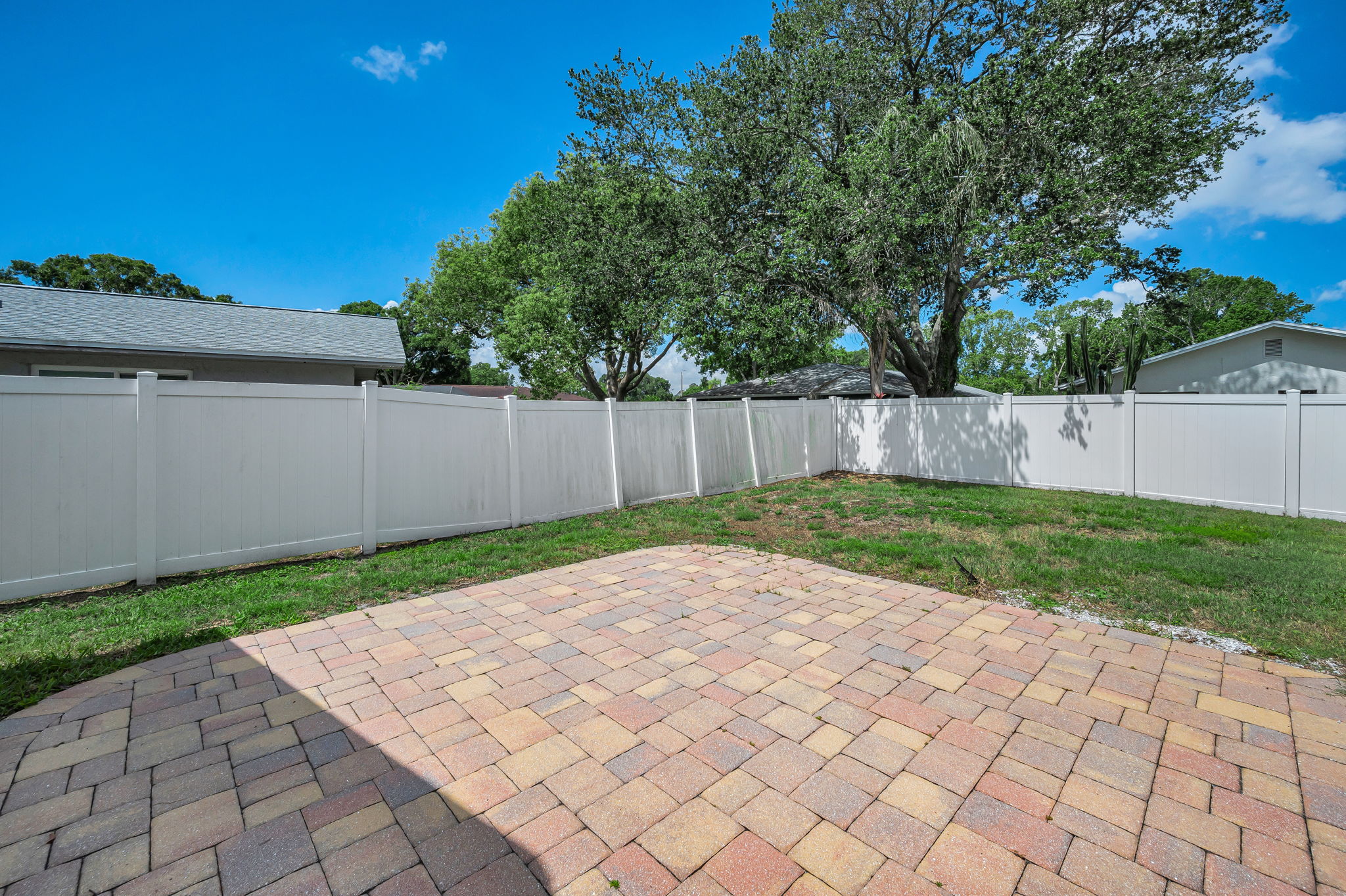 Rear Patio3