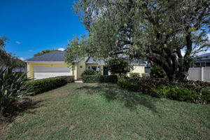 Front Exterior8