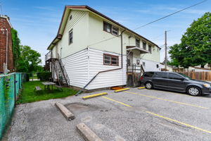  Photo 41