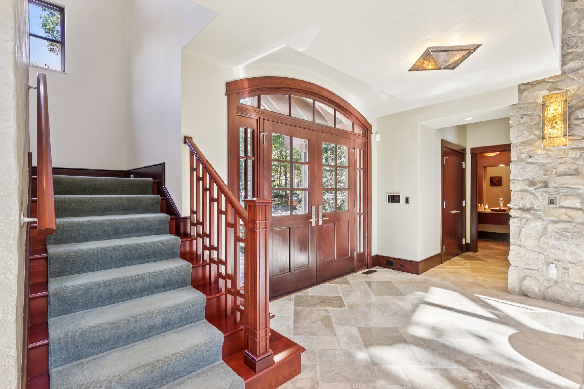 S Ridge Dr-S1209-011.jpg