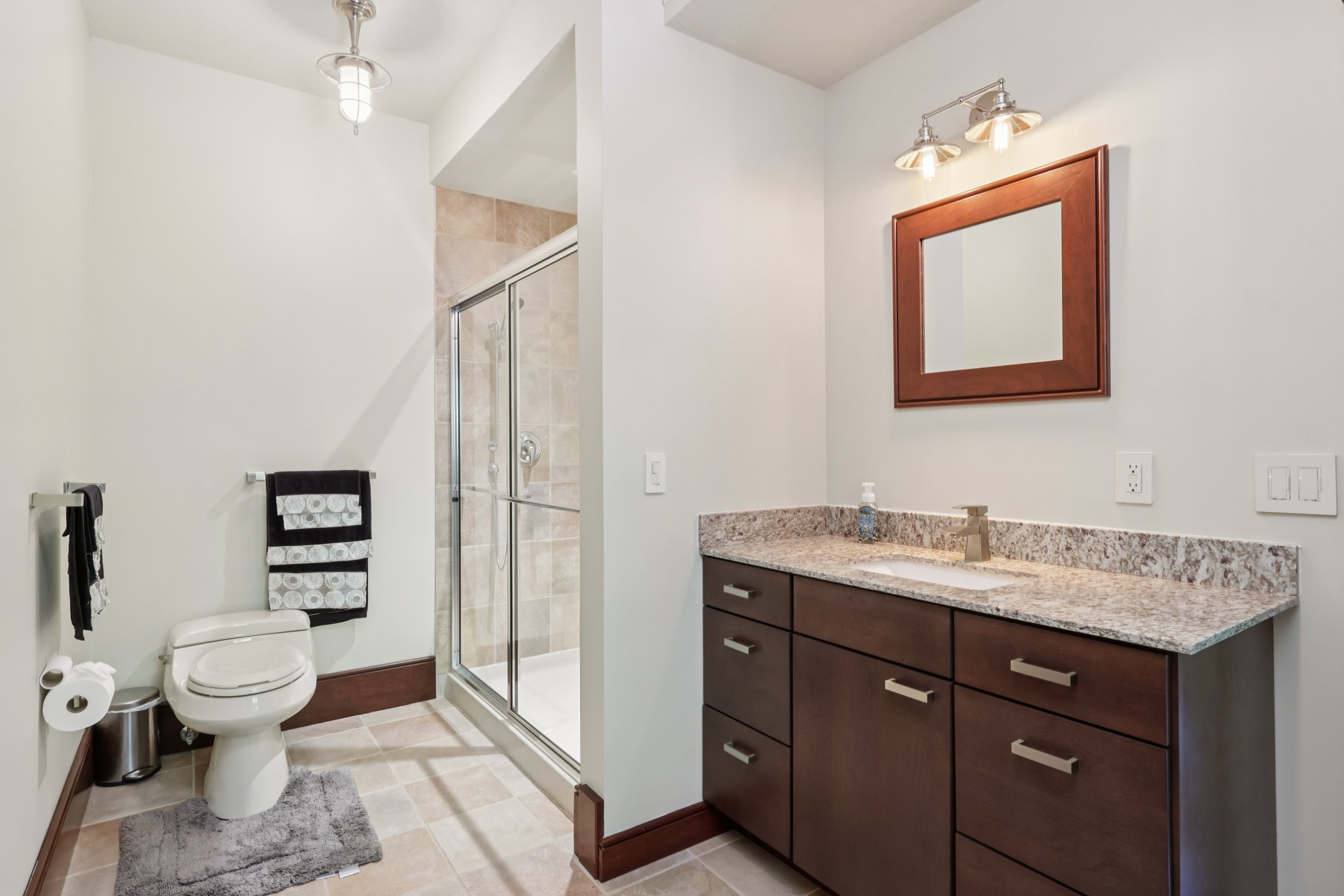 S Ridge Dr-S1209-044.jpg