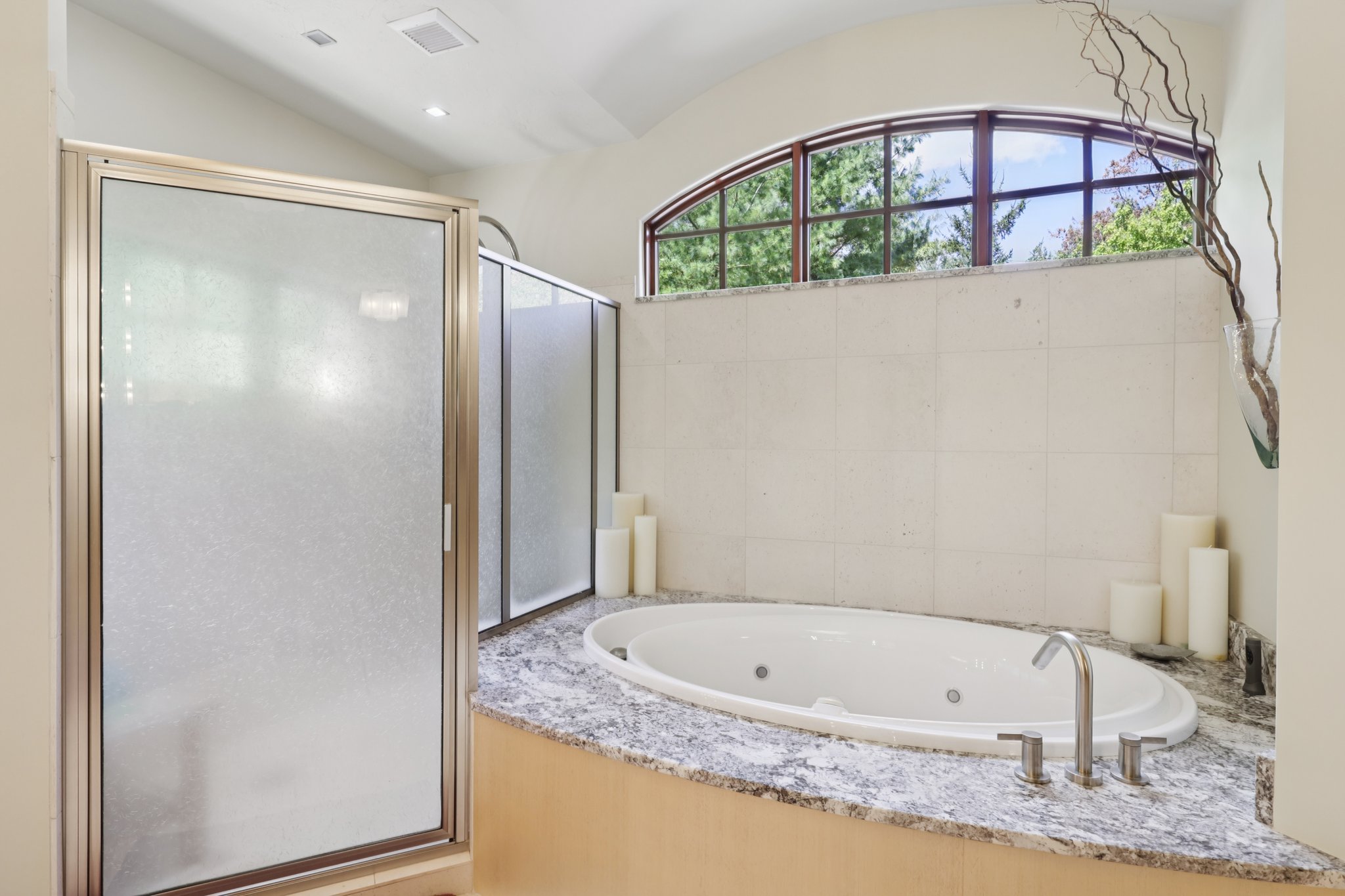 S Ridge Dr-S1209-064.jpg