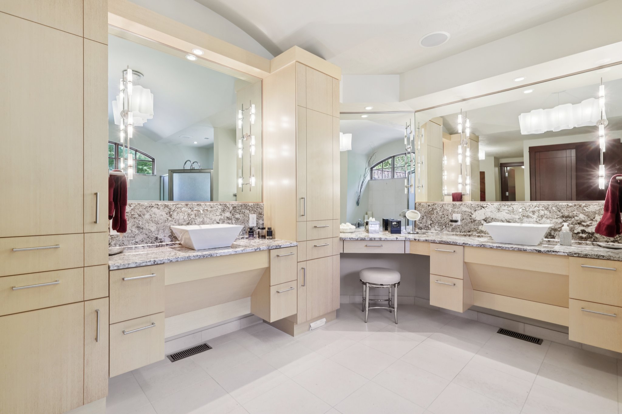 S Ridge Dr-S1209-065.jpg