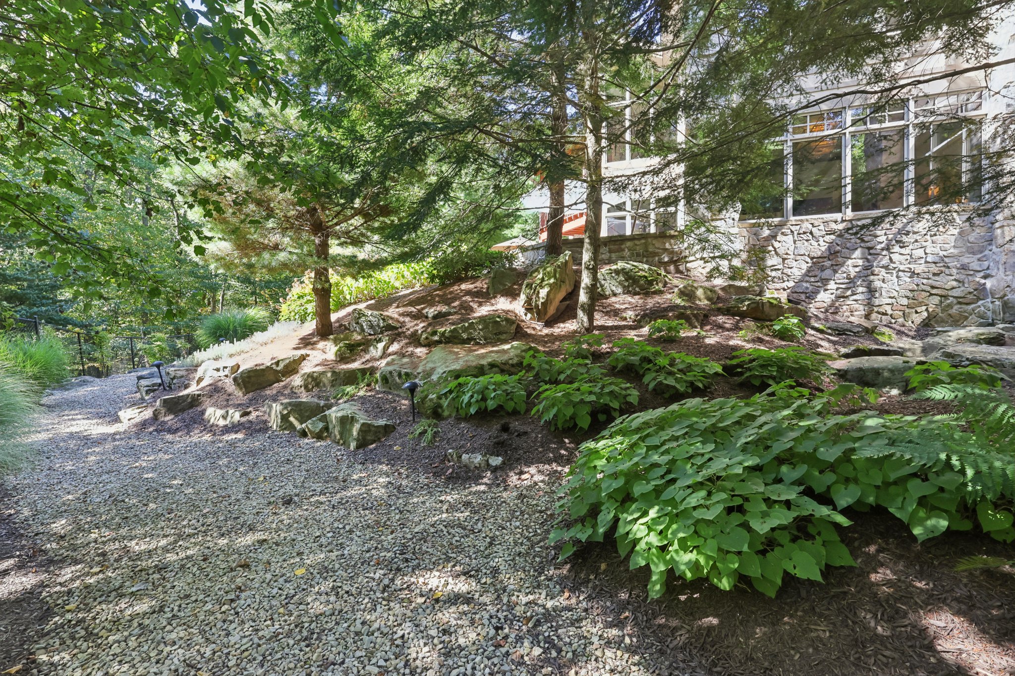 S Ridge Dr-S1209-097.jpg