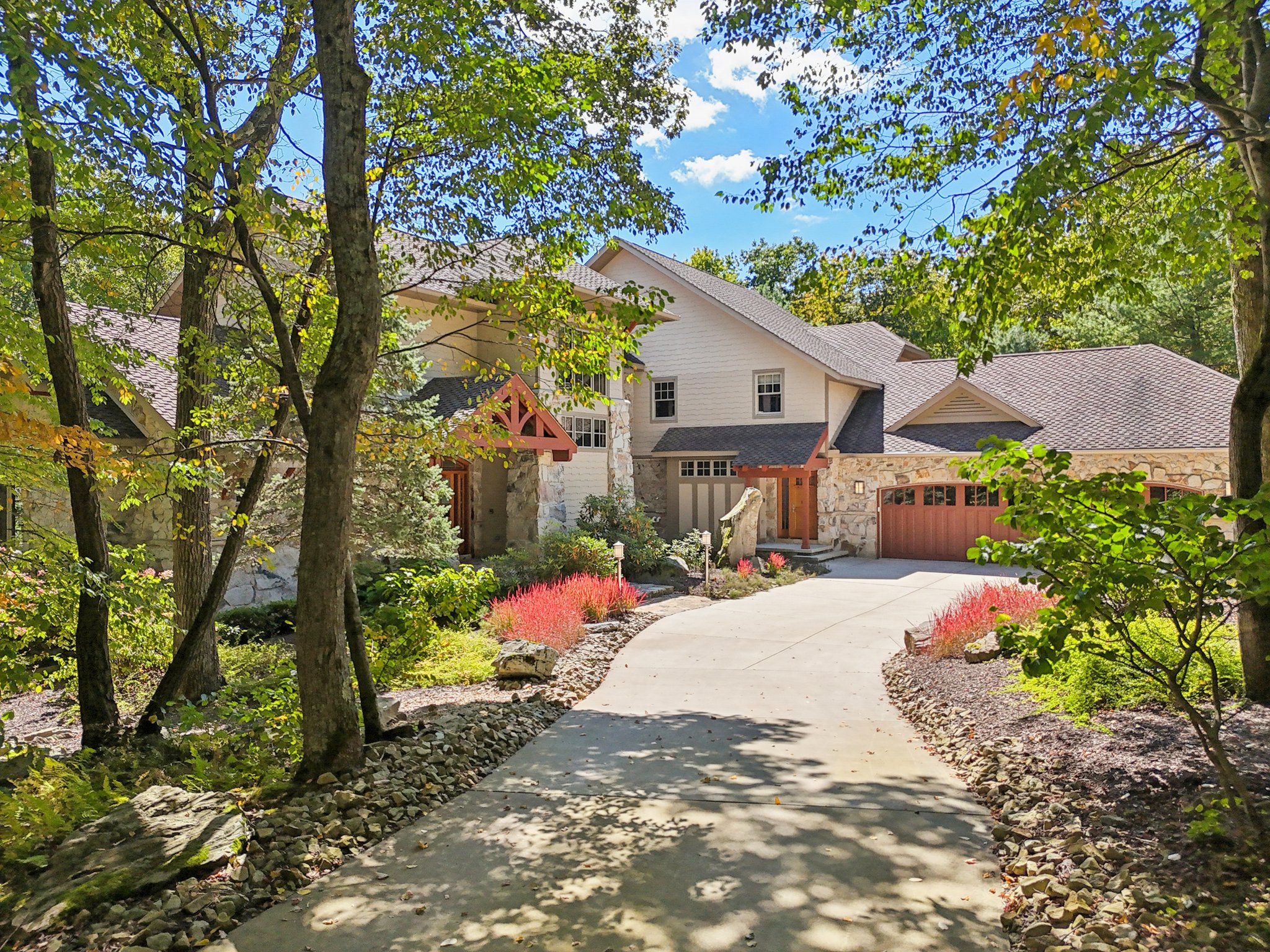 S Ridge Dr-S1209-102.jpg