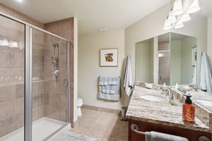 S Ridge Dr-S1209-070.jpg