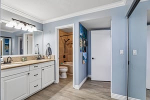 Vanguard Way K103-S1110-017.jpg