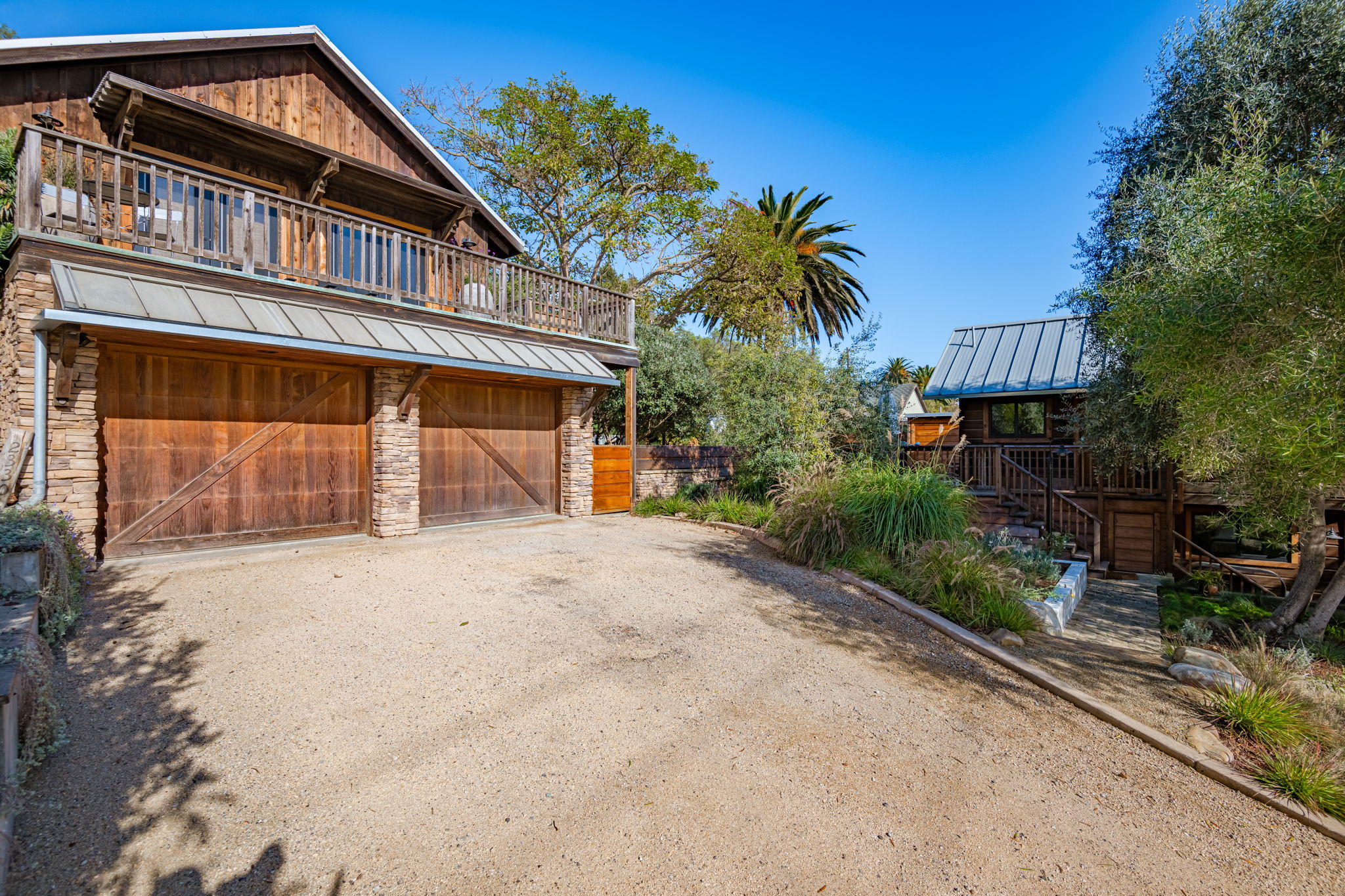 02 - ocean-view-driveway-view