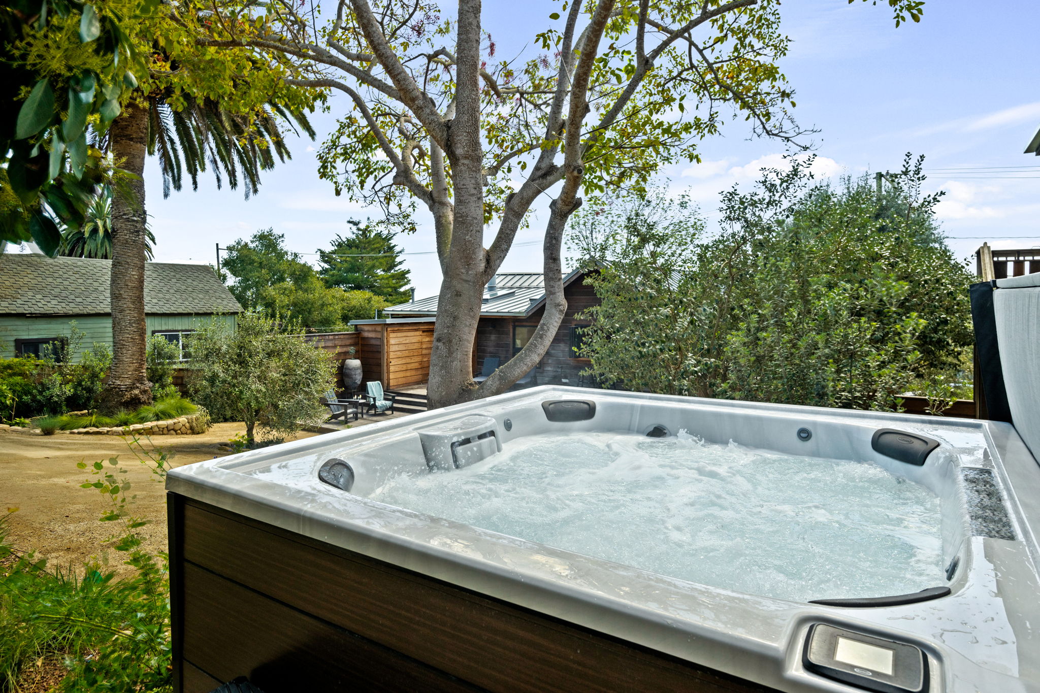 14 - ocean-view-hot-tub