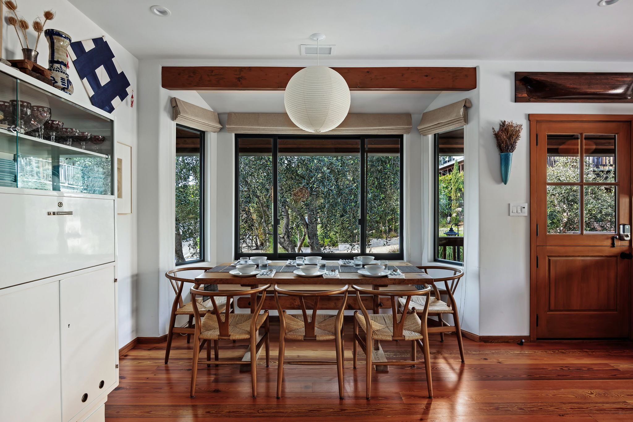 24 - ocean-view-dining