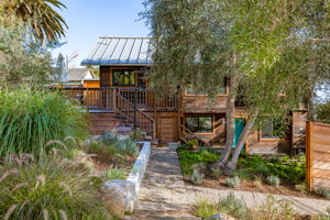 05 - ocean-view-walkway