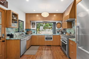 09 - ocean-view-kitchen