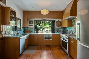 33 - ocean-view-kitchen