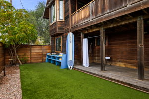52 - ocean-view-studio-yard