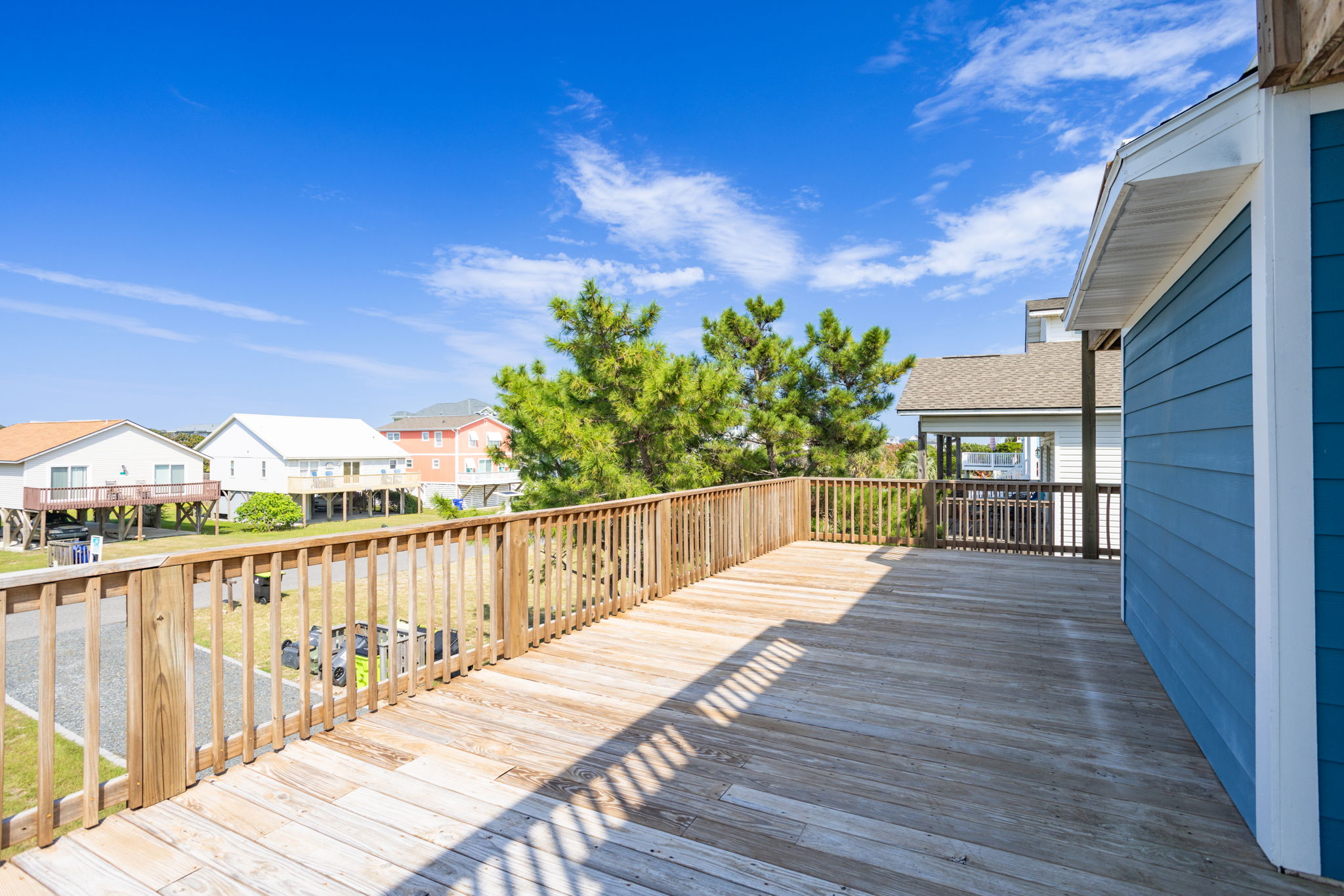 2330 W Beach Dr-35