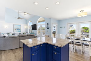 2330 W Beach Dr-18
