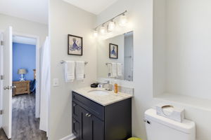 2330 W Beach Dr-32