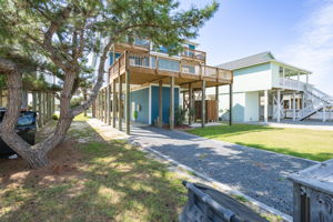 2330 W Beach Dr-39
