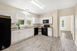 2331 Highland Ave, Berwyn, IL 60402_006