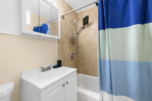 2331 Highland Ave, Berwyn, IL 60402_011