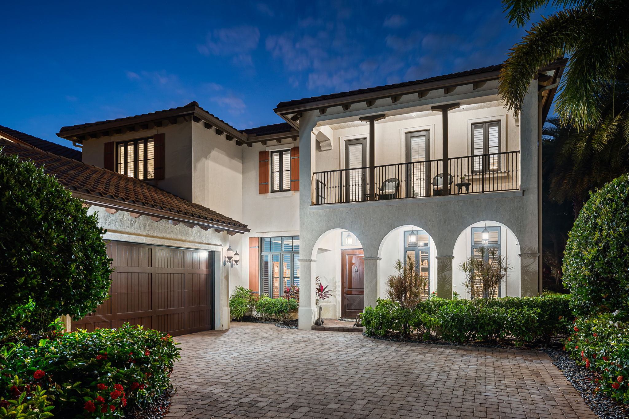 Welcome to 2331 Traditions Court in Grey Oaks...