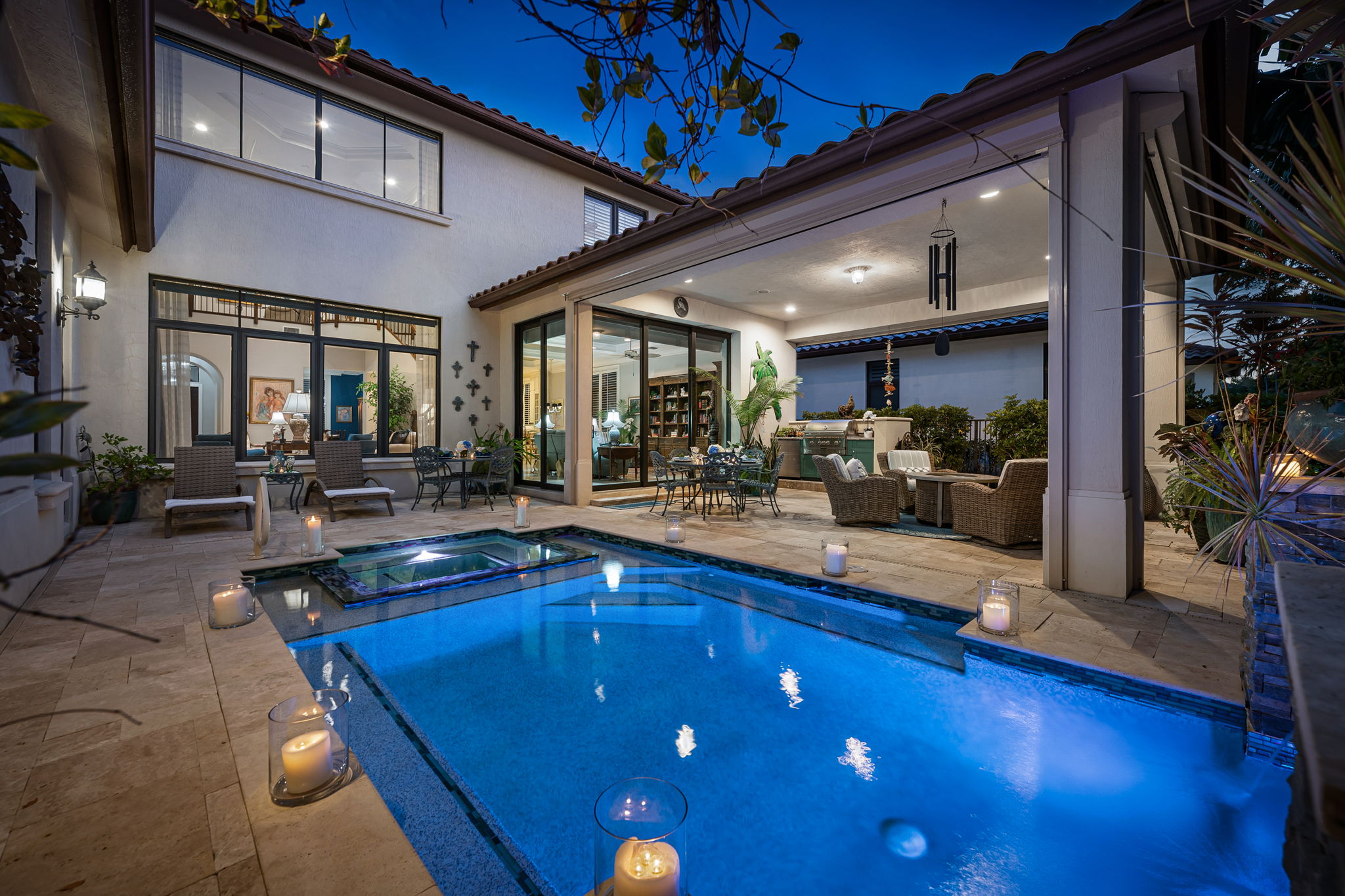 Ready for a dip in the pool, after a long day out and about in town?