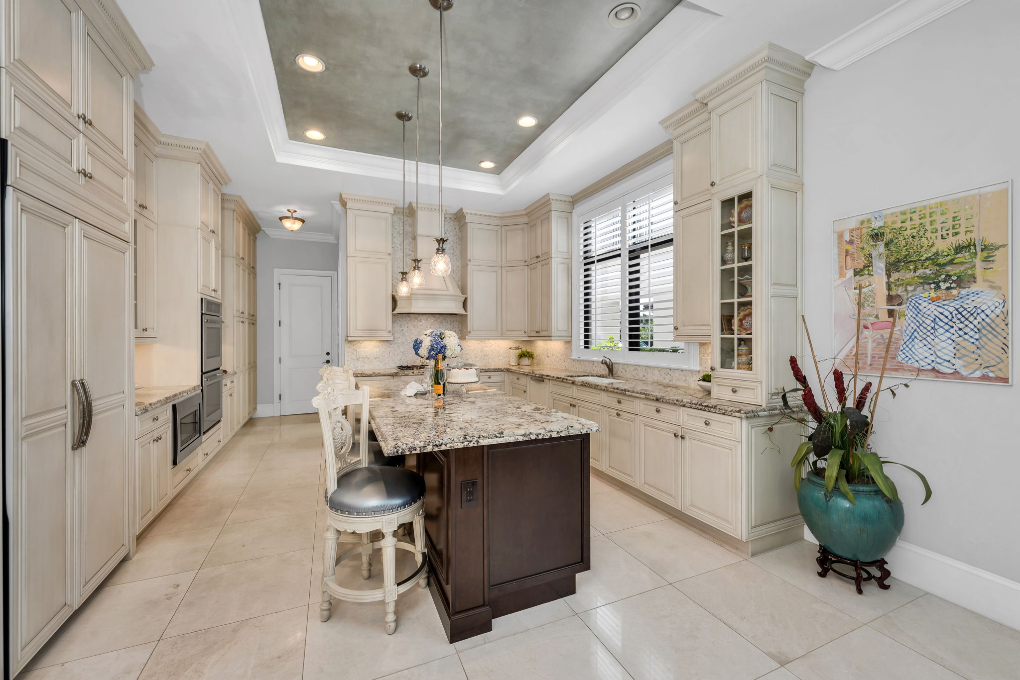 Traditions is a natural gas community, so the chef will enjoy cooking in this gourmet kitchen.