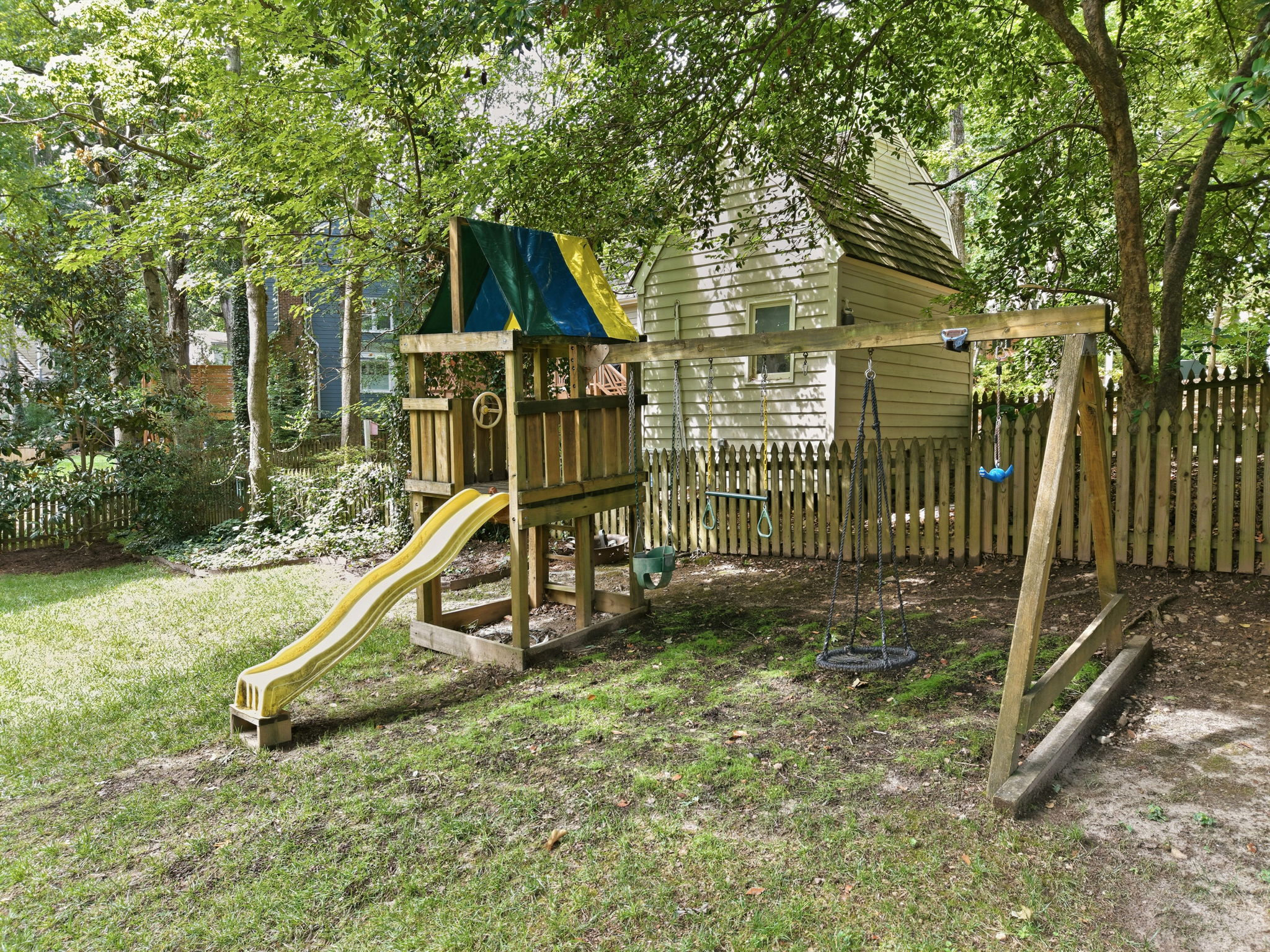  Photo 9