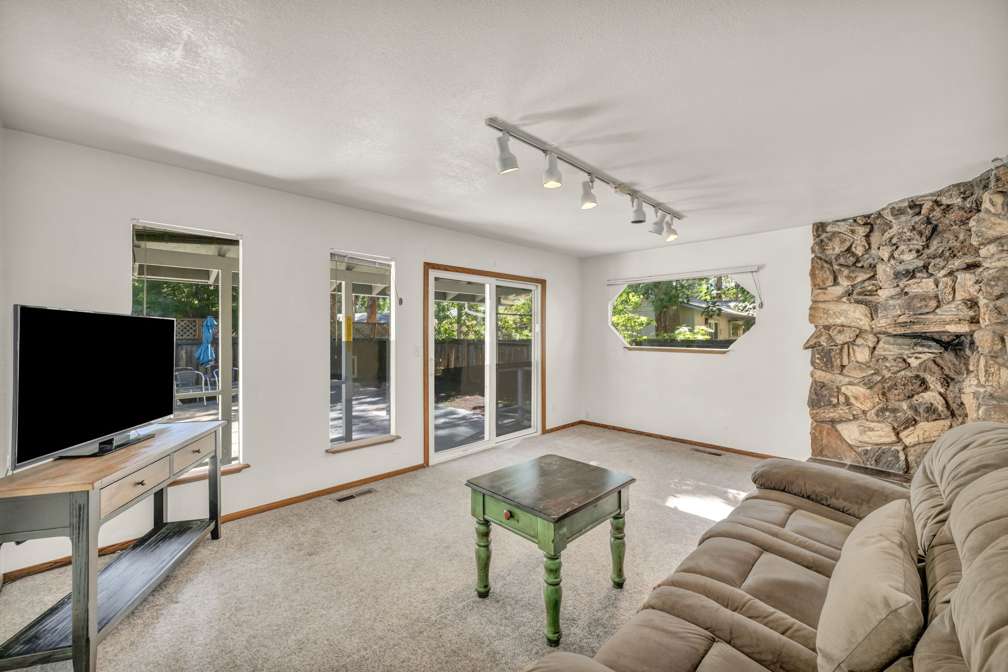 2332 Oregon Ave_55