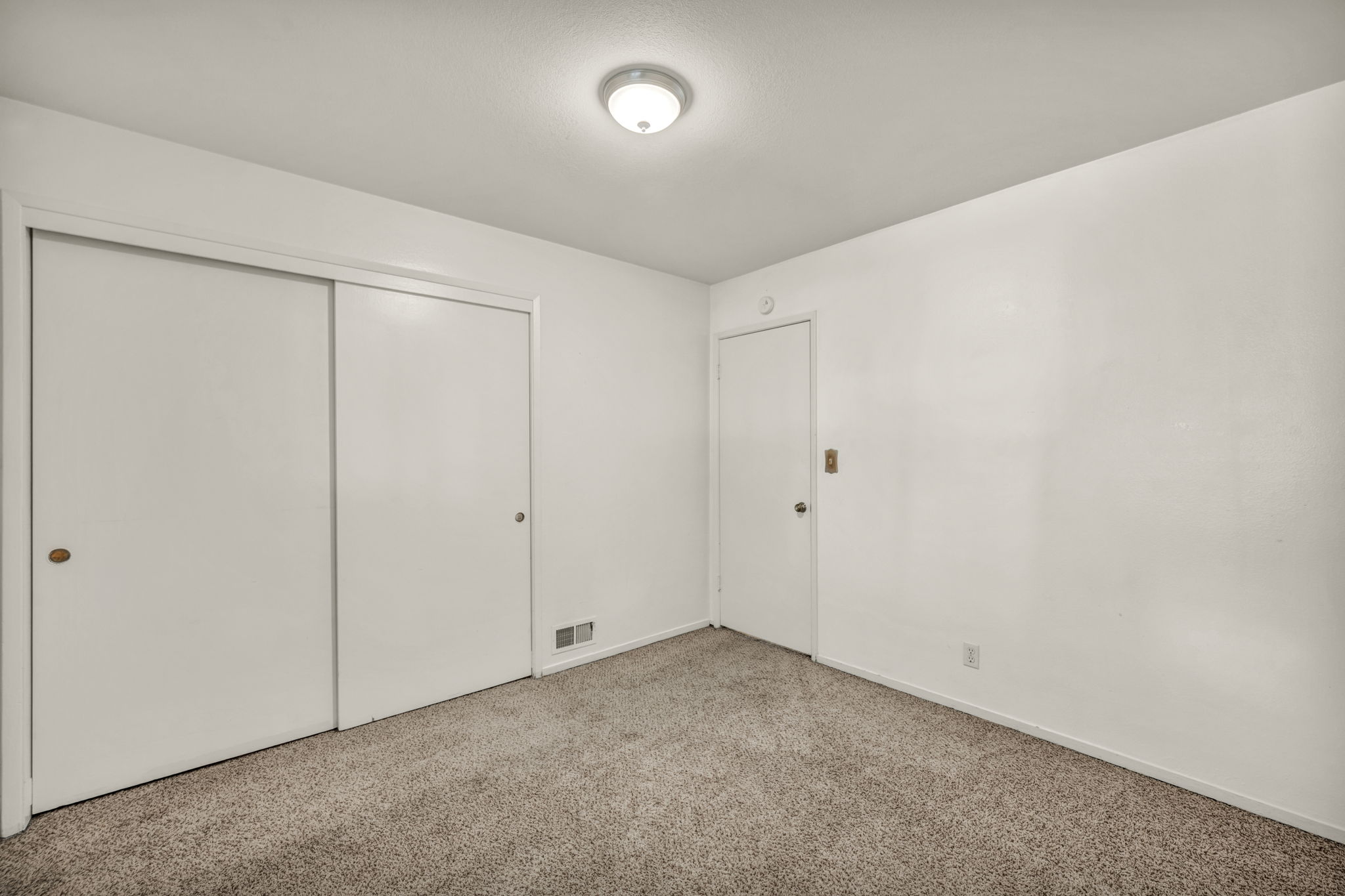 2332 Oregon Ave_22