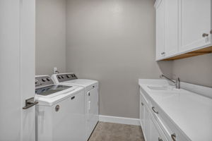  Photo 52