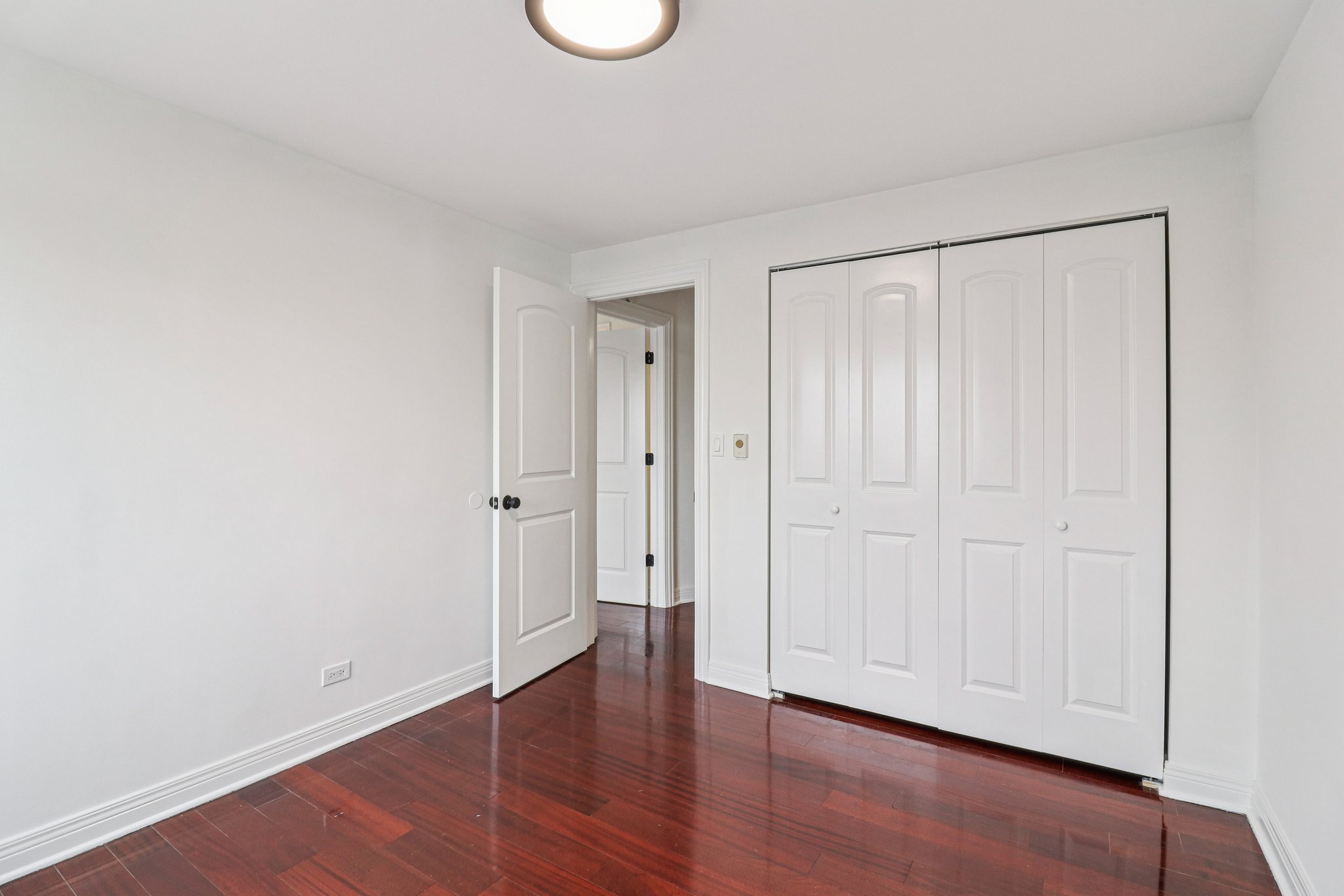 N Neva Ave 101C-S2103-018.jpg