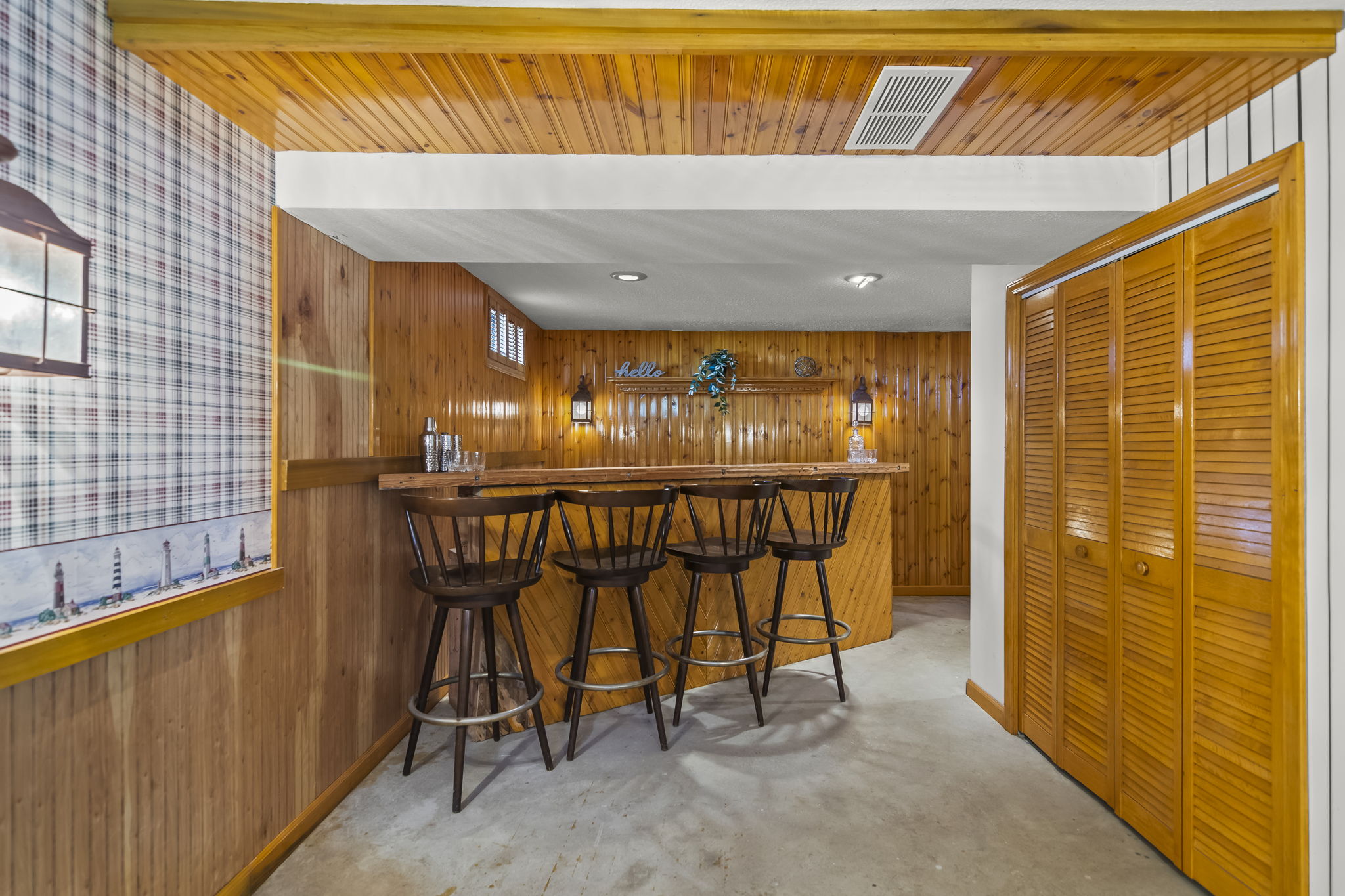 Wet Bar
