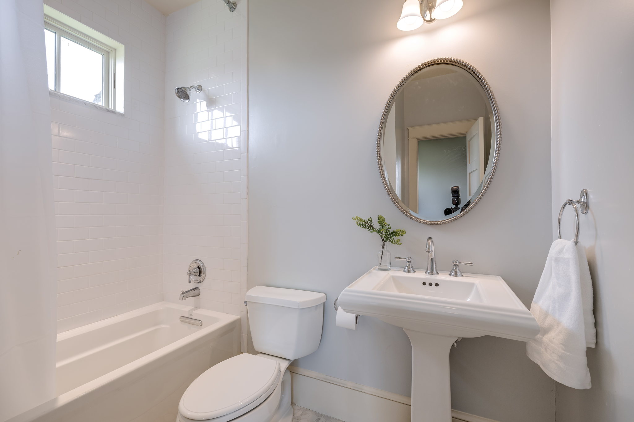 00100_M1A2815_6_7_8_2333 Trott Ave, Vienna, VA 22181 Rebecca Rushforth